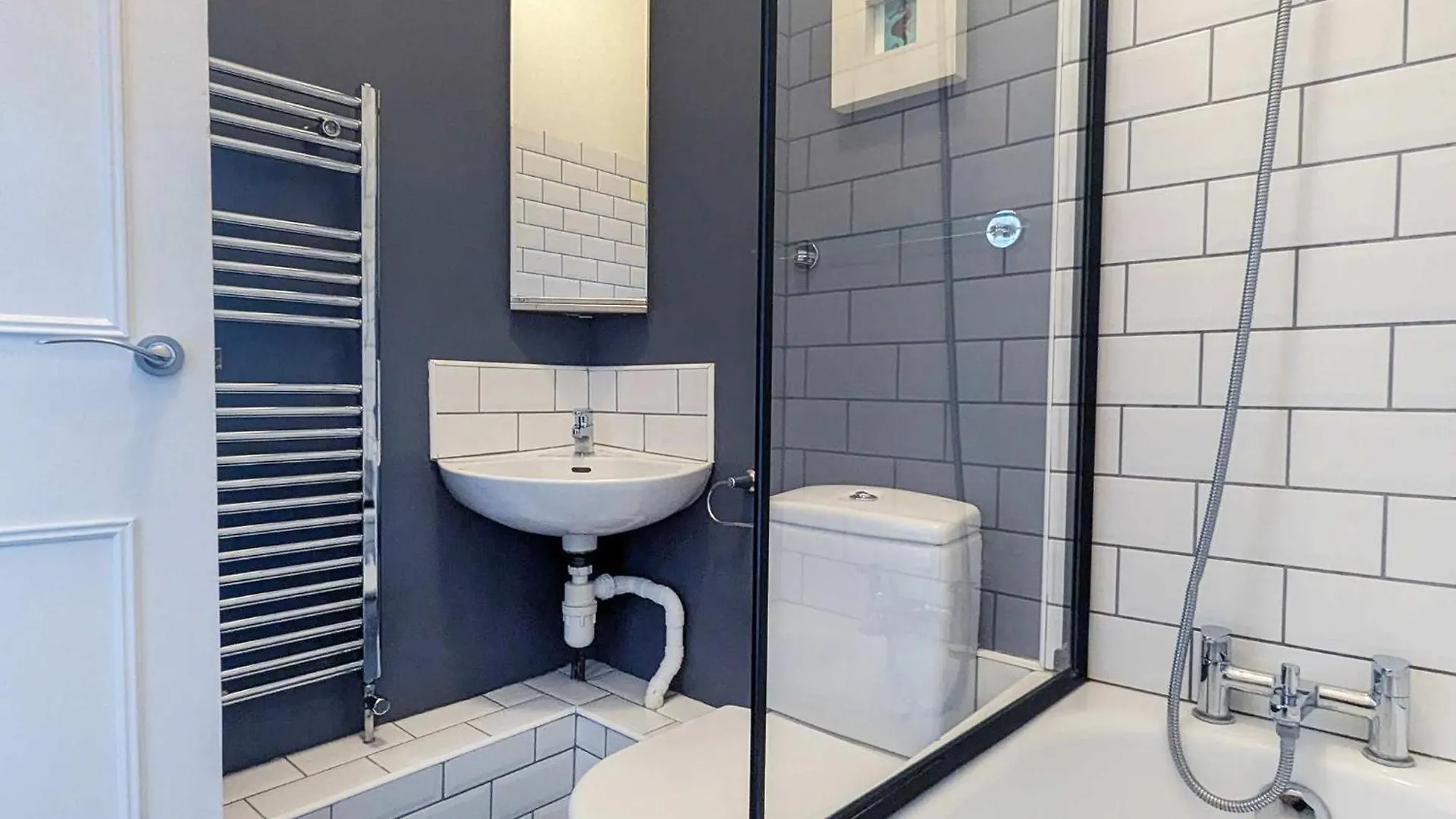 The Apartment At Waterloo Sea View By Brighton Holiday Lets